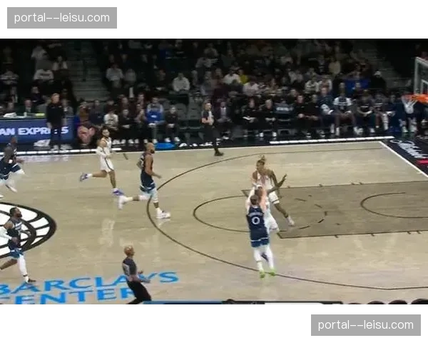 多森姆森林狼替补控球时间 与康利轮换顺序及战术角色定位